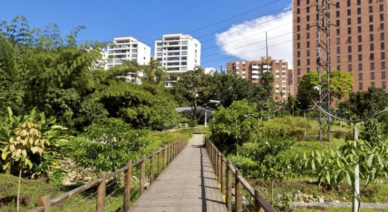 Lleras Green Hotel Μεντεγίν Εξωτερικό φωτογραφία